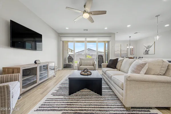 Property Slideshow image 3 of 31 | 13187 w redstone dr, Peoria, AZ, 85383