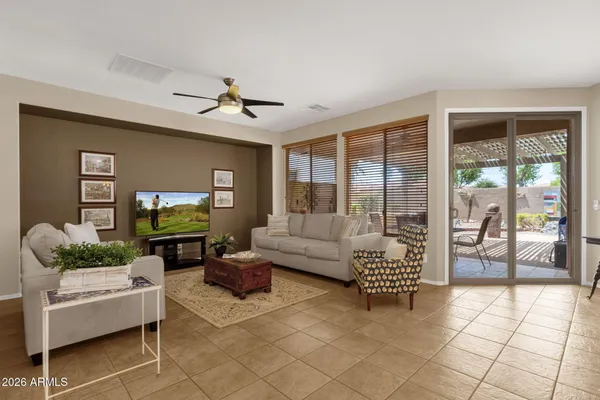 Property Slideshow image 2 of 24 | 5460 s marigold way, Gilbert, AZ, 85298