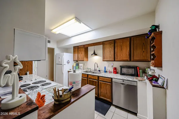 Property Slideshow image 3 of 22 | 11439 n 107th ave, Sun City, AZ, 85351