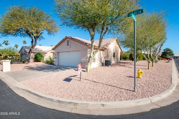 Property Slideshow image 2 of 31 | 3681 n 153rd ln, Goodyear, AZ, 85395