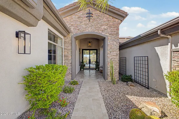 Property Slideshow image 3 of 50 | 2554 w shinnecock way, Phoenix, AZ, 85086