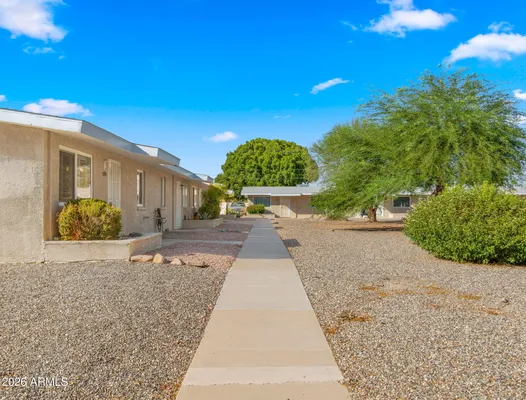 Property Slideshow image 2 of 20 | 10518 w oakmont dr, Sun City, AZ, 85351