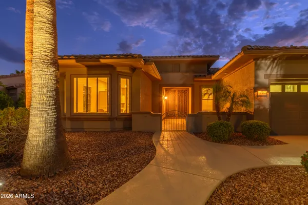 Property Slideshow image 3 of 62 | 19516 n coronado ridge dr, Surprise, AZ, 85387