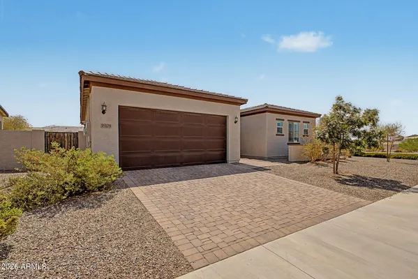 Property Slideshow image 2 of 17 | 16109 s 178th ave, Goodyear, AZ, 85338
