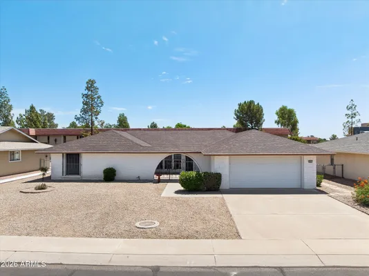 Property Slideshow image 3 of 51 | 18621 n 103rd ave, Sun City, AZ, 85373
