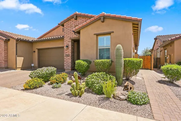 Property Slideshow image 3 of 54 | 7221 e calle primera vis, Scottsdale, AZ, 85266