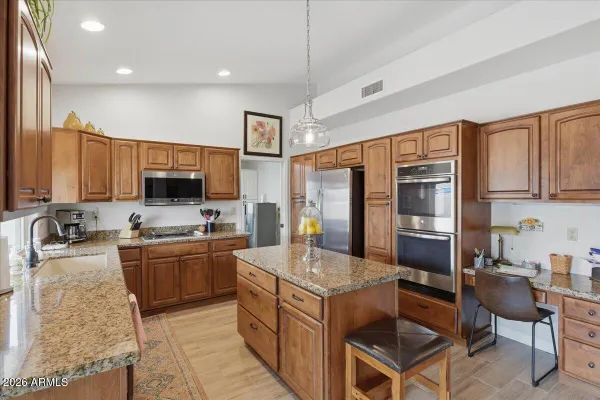 Property Slideshow image 3 of 44 | 8811 w kimberly way, Peoria, AZ, 85382