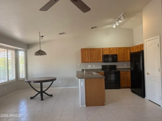 Property Slideshow image 3 of 13 | 1460 e la costa dr, Chandler, AZ, 85249