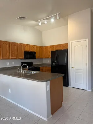 Property Slideshow image 2 of 13 | 1460 e la costa dr, Chandler, AZ, 85249
