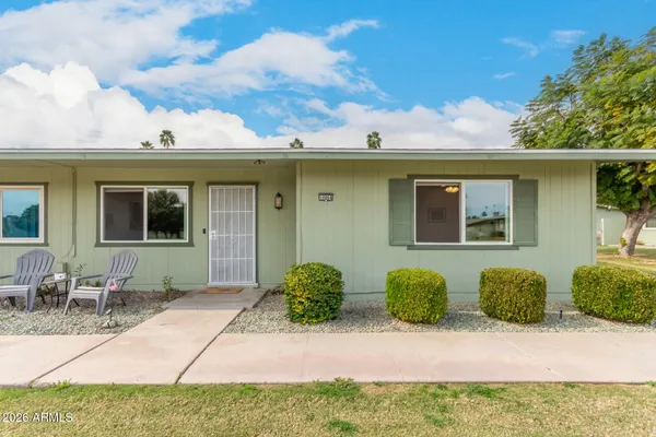 Property Slideshow image 2 of 25 | 10864 w santa fe dr, Sun City, AZ, 85351