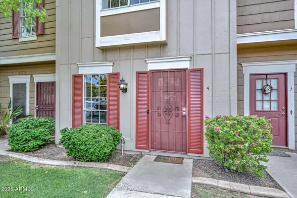Property Slideshow image 2 of 35 | 18837 n 34th dr 4, Phoenix, AZ, 85027