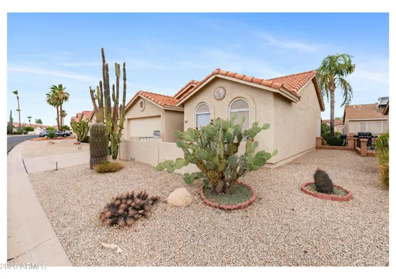 Property Slideshow image 3 of 30 | 1762 e palm beach dr, Chandler, AZ, 85249