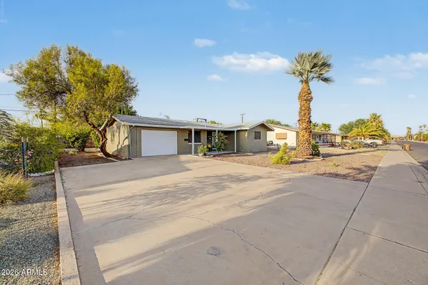 Property Slideshow image 2 of 24 | 5426 e boston st, Mesa, AZ, 85205