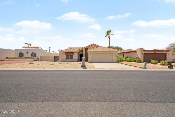 Property Slideshow image 2 of 56 | 25802 s howard dr, Sun Lakes, AZ, 85248