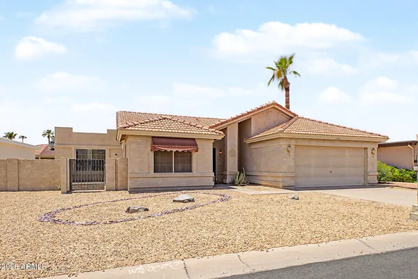 Property Slideshow image 3 of 56 | 25802 s howard dr, Sun Lakes, AZ, 85248