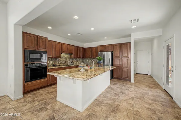 Property Slideshow image 2 of 40 | 59927 e arroyo grande dr, Oracle, AZ, 85623