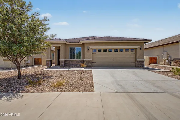 Property Slideshow image 2 of 40 | 584 s 224th dr, Buckeye, AZ, 85326