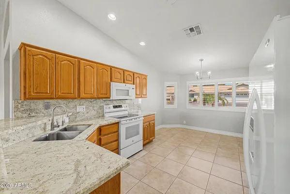 Property Slideshow image 2 of 33 | 2562 s acanthus -- --, Mesa, AZ, 85209