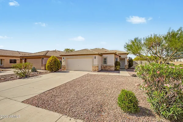 Property Slideshow image 2 of 55 | 10376 w tonopah dr, Peoria, AZ, 85382
