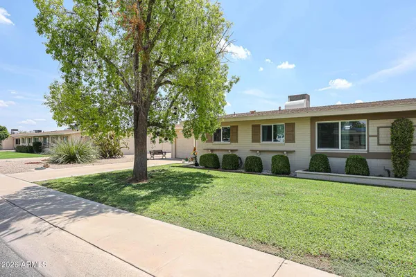 Property Slideshow image 3 of 30 | 10319 w clair dr, Sun City, AZ, 85351