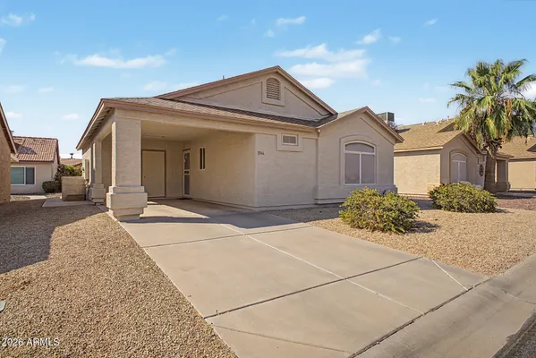 Property Slideshow image 3 of 26 | 1846 e lindrick dr, Chandler, AZ, 85249