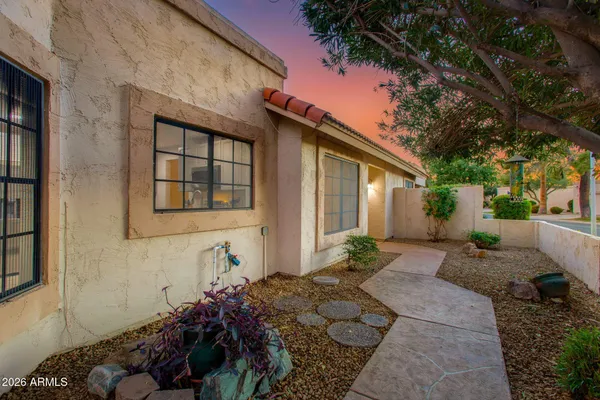 Property Slideshow image 2 of 26 | 18836 n 94th ave, Peoria, AZ, 85382