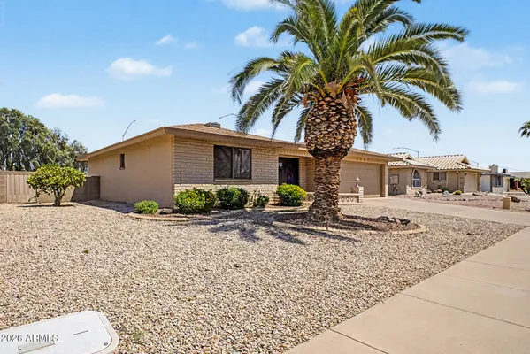 Property Slideshow image 3 of 90 | 2557 s zinnia -- --, Mesa, AZ, 85209