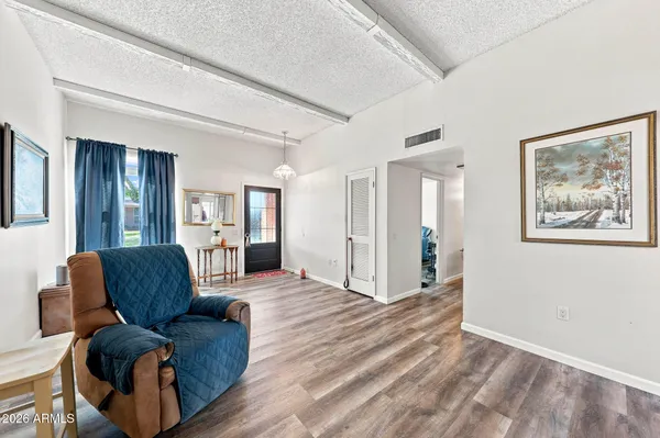 Property Slideshow image 2 of 27 | 13409 n emberwood dr, Sun City, AZ, 85351