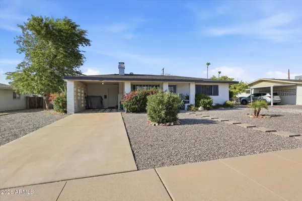 Property Slideshow image 2 of 27 | 5218 e covina rd, Mesa, AZ, 85205