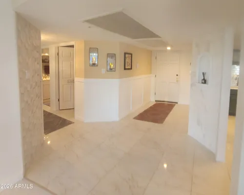 Property Slideshow image 2 of 38 | 7860 e camelback rd 404, Scottsdale, AZ, 85251