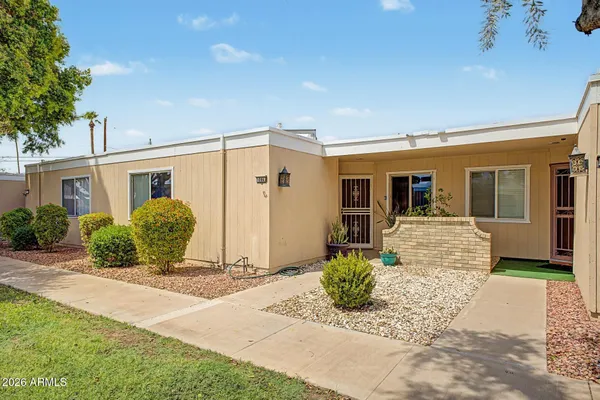 Property Slideshow image 3 of 29 | 10963 w coggins dr, Sun City, AZ, 85351