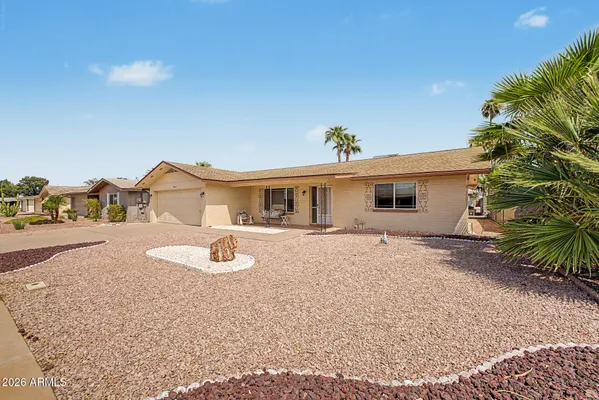 Property Slideshow image 3 of 32 | 5144 e farmdale ave, Mesa, AZ, 85206