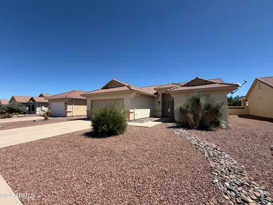 Property Slideshow image 3 of 29 | 2423 candlewood dr, Sierra Vista, AZ, 85650