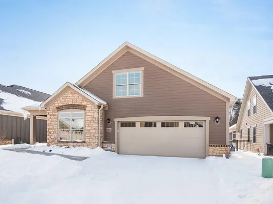 Property Slideshow image 2 of 55 | 5241 bluffton way, Delaware, OH, 43015