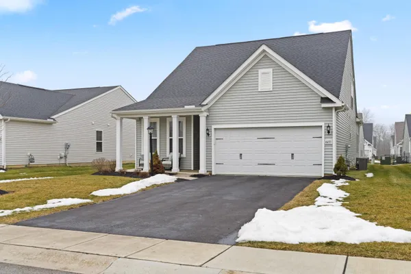 Property Slideshow image 2 of 55 | 6035 limewood dr, Westerville, OH, 43081