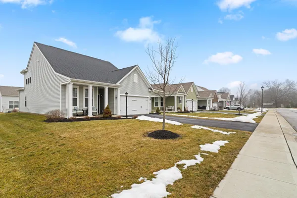 Property Slideshow image 3 of 55 | 6035 limewood dr, Westerville, OH, 43081