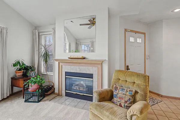 Property Slideshow image 3 of 23 | 403 windemere cir, Westerville, OH, 43082