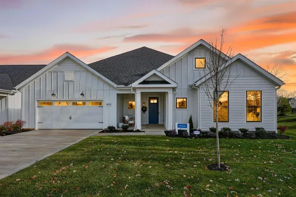 Property Slideshow image 3 of 67 | 10502 clare way, Plain City, OH, 43064