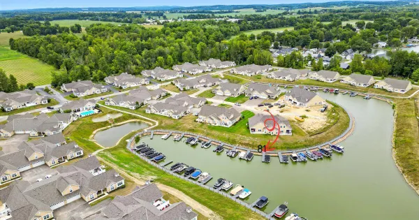 Property Slideshow image 3 of 44 | 610 newport ln, Buckeye Lake, OH, 43008