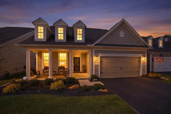 Property Slideshow image 3 of 49 | 6321 callaway sq, New Albany, OH, 43054