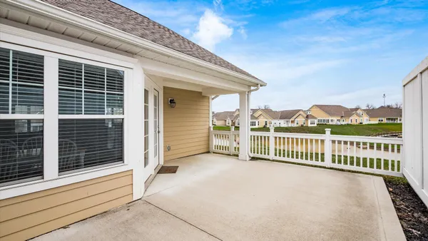 Property Slideshow image 3 of 103 | 109 narragansett dr, Buckeye Lake, OH, 43008