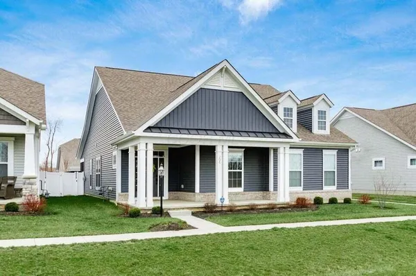 Property Slideshow image 3 of 76 | 205 honeywood dr, Galena, OH, 43021