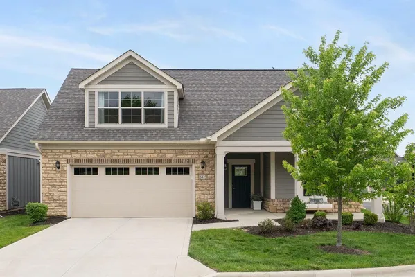 Property Slideshow image 2 of 40 | 6475 trinity knoll lndg, Delaware, OH, 43015