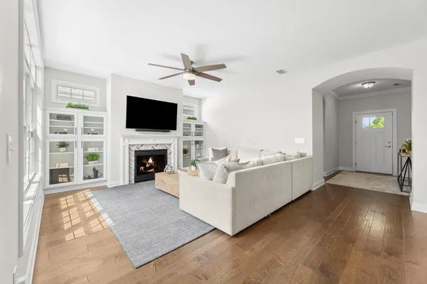 Property Slideshow image 3 of 55 | 6945 hollyhock dr, New Albany, OH, 43054