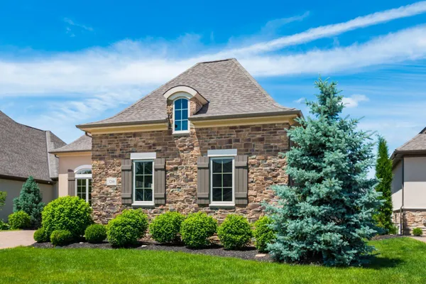 Property Slideshow image 3 of 48 | 3288 wolf ridge dr, Dublin, OH, 43017