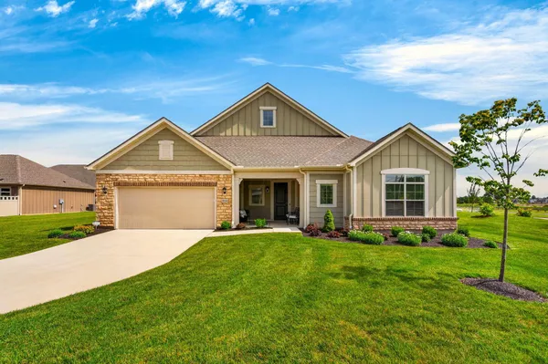 Property Slideshow image 2 of 61 | 3154 mapex ct, Powell, OH, 43065