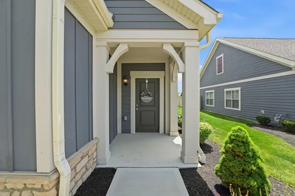 Property Slideshow image 3 of 43 | 10325 tipperary dr, Plain City, OH, 43064