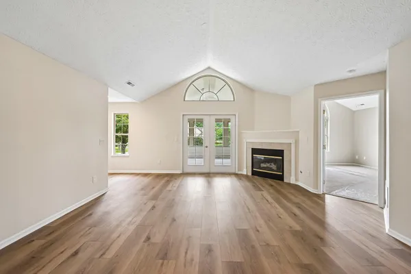 Property Slideshow image 3 of 42 | 7626 red maple pl, Westerville, OH, 43082