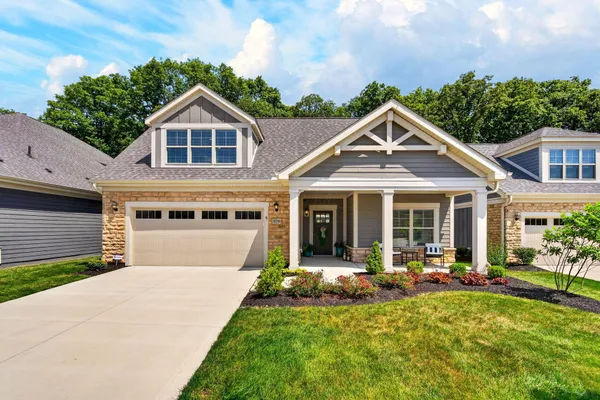 Property Slideshow image 2 of 55 | 10200 hyland run, Plain City, OH, 43064