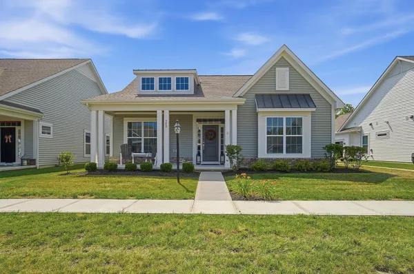 Property Slideshow image 2 of 61 | 368 sweet run cir, Galena, OH, 43021
